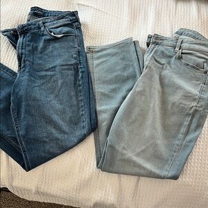 3 pairs of Old Navy High-Rise Wow Straight Jeans
